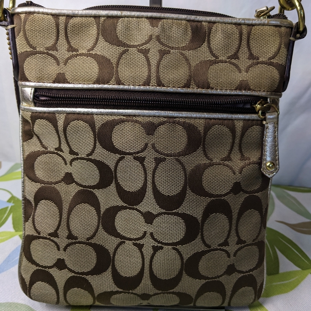 Coach Canvas Crossbody Swingpack With Applique Flower, Gold-tone Hardware,F49307 - Picture 2 of 14